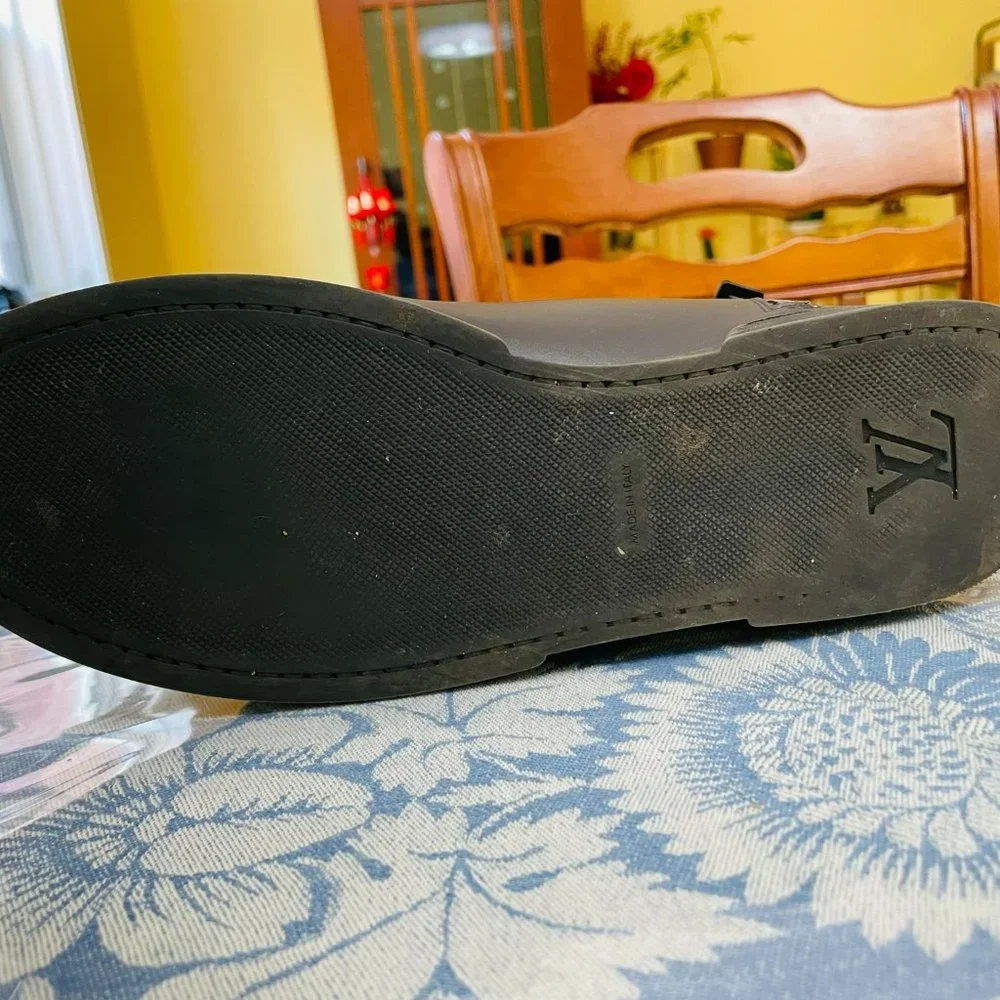 Louis Vuitton "Miami" Brown Ankle Boots (size 38 EU - flat heel) - Picture 12 of 16